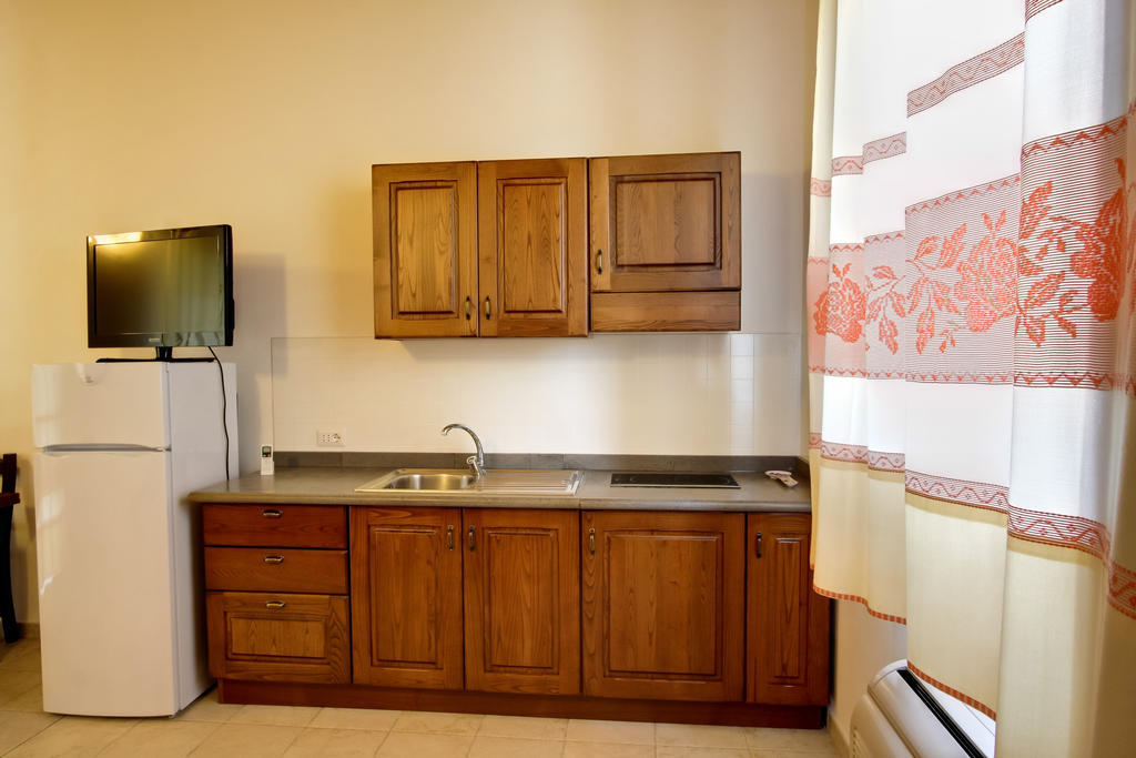 La Corte Dei Rei Aparthotel Castiadas Bilik gambar