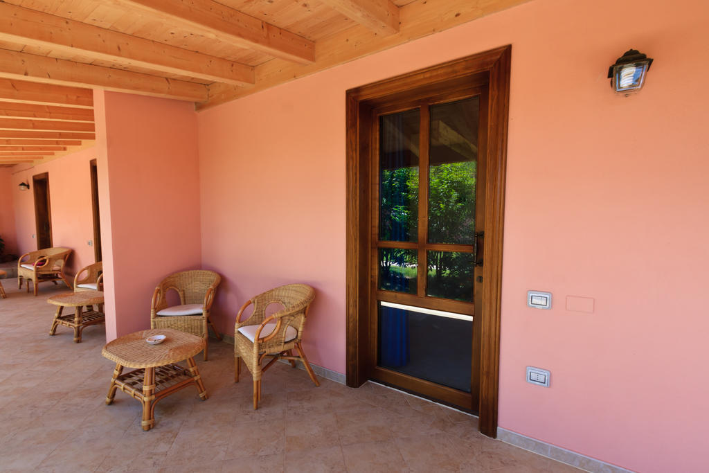 La Corte Dei Rei Aparthotel Castiadas Luaran gambar