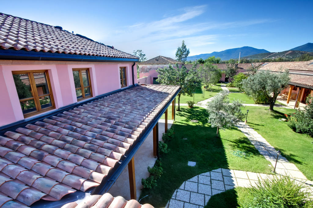 La Corte Dei Rei Aparthotel Castiadas Luaran gambar